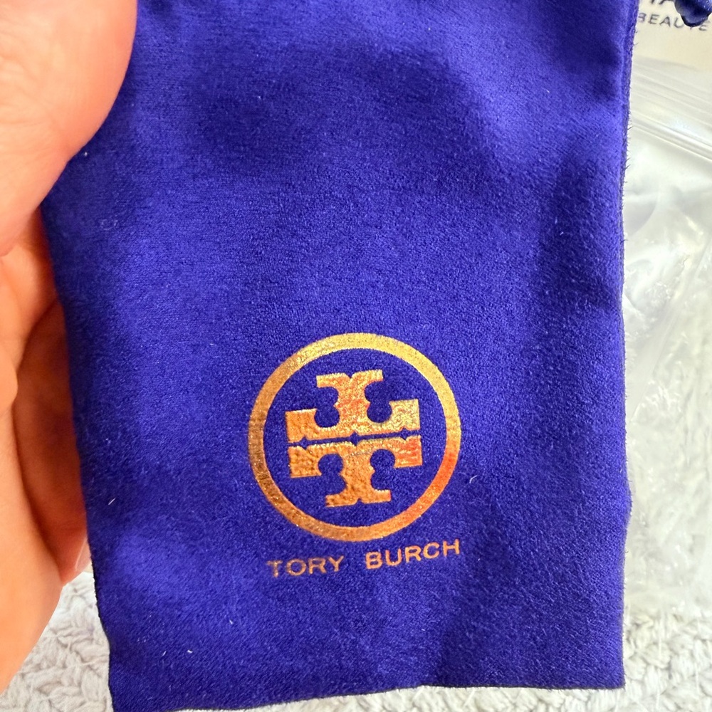 Tory Burch SET - Kinsley silver cuff bracelet & Kinsley Hoop Earrings + dust bag - Picture 12 of 12